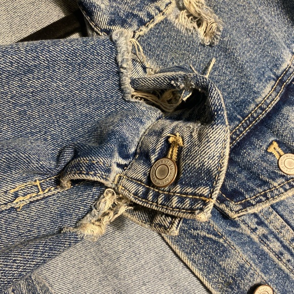 Great Condition, Zara Jean Jacket - Picture 6 of 6